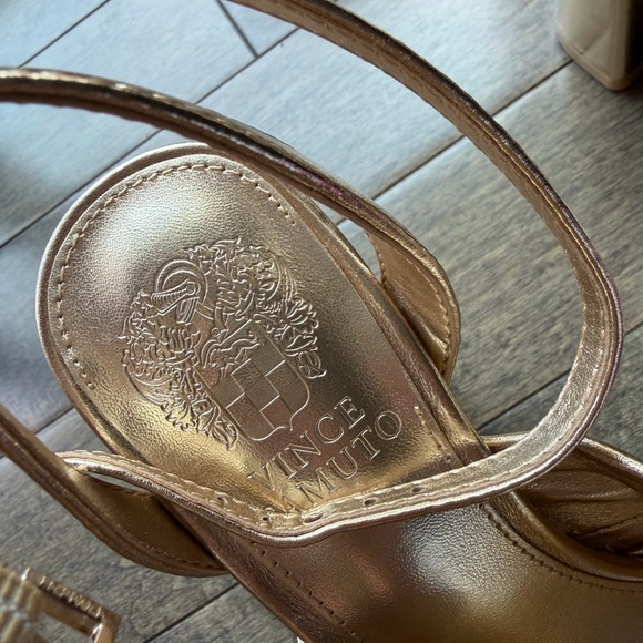 Vince Camuto Phebie - Picture 3 of 9